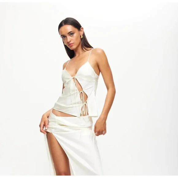 Lioness- MARIAH CAMI | CORNSILK C9 - Picture 2 of 8